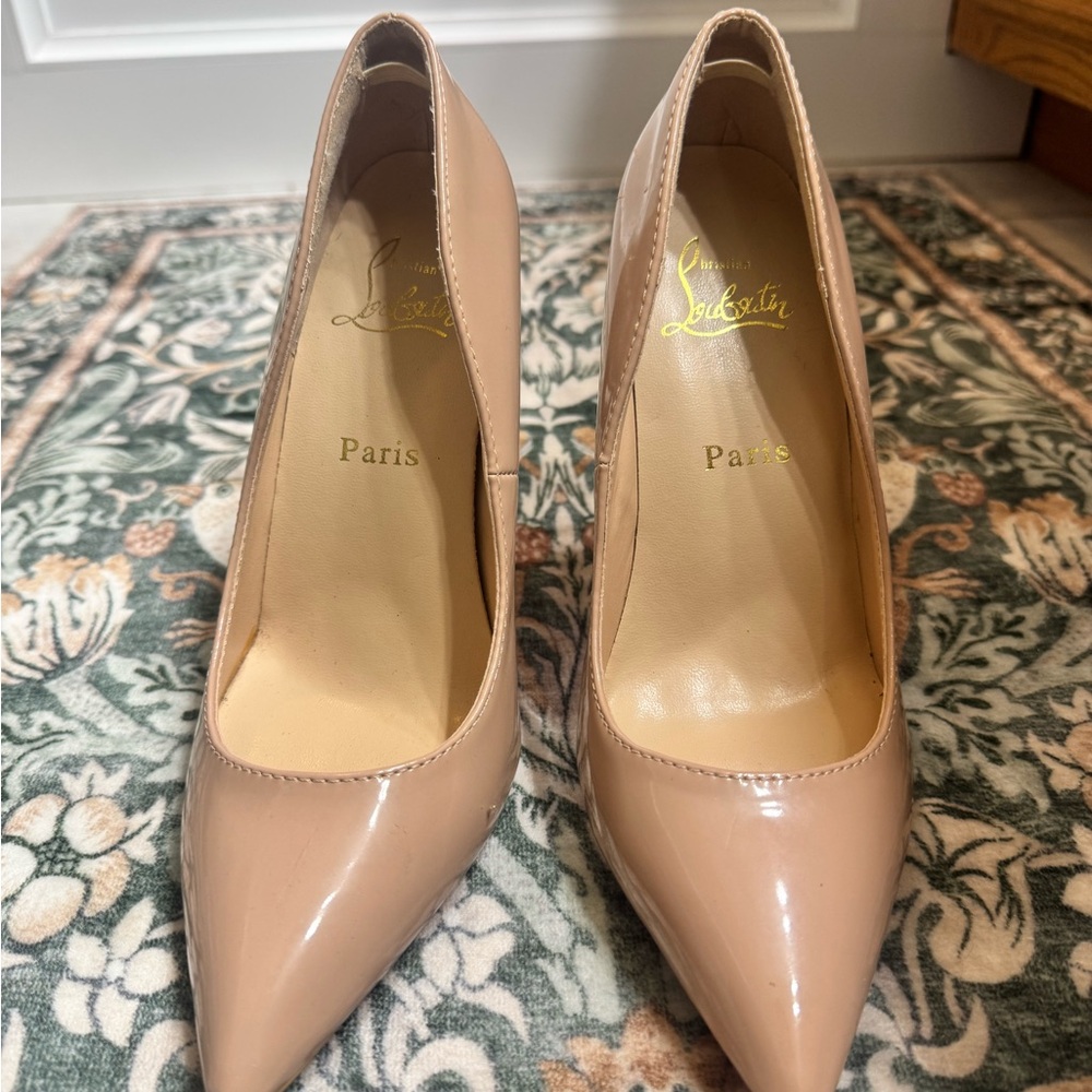 Christian Louboutin Beige Patent Heels